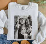 Be A Legend Sweatshirt - Southern Grace Boutique 