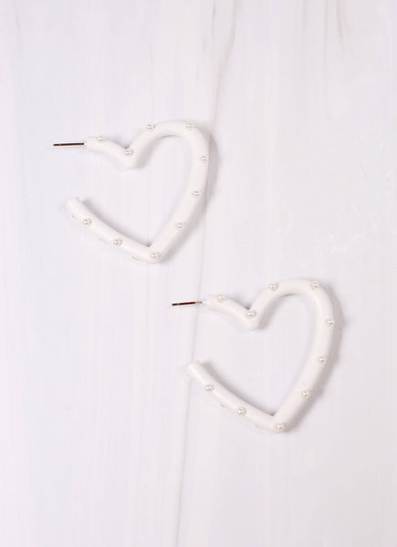 Admirer Pearl Heart Earring WHITE - Southern Grace Boutique 